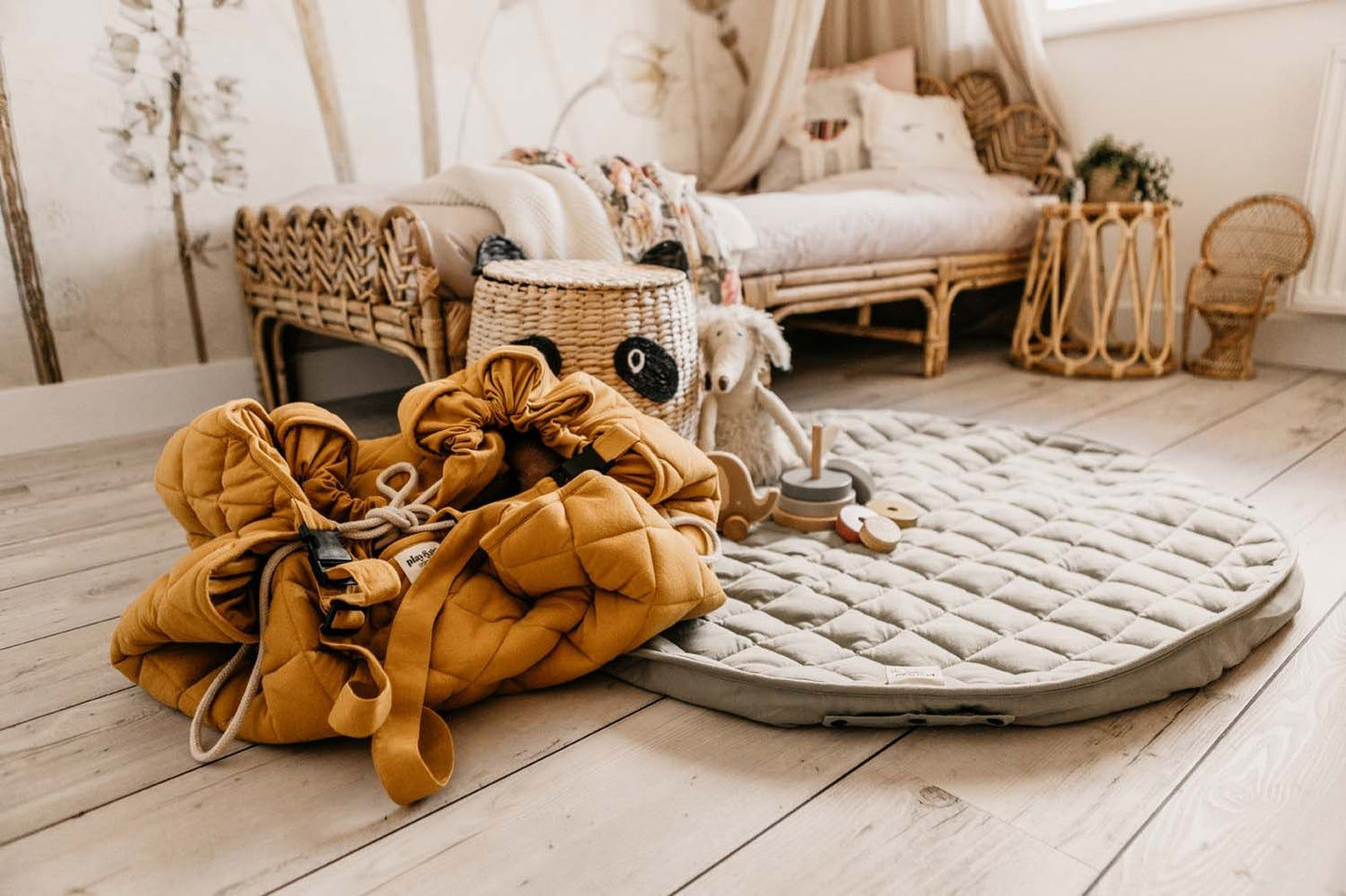 Play & Go Organic Baby Mat 3 in 1 Storage Bag and Diaper Bag