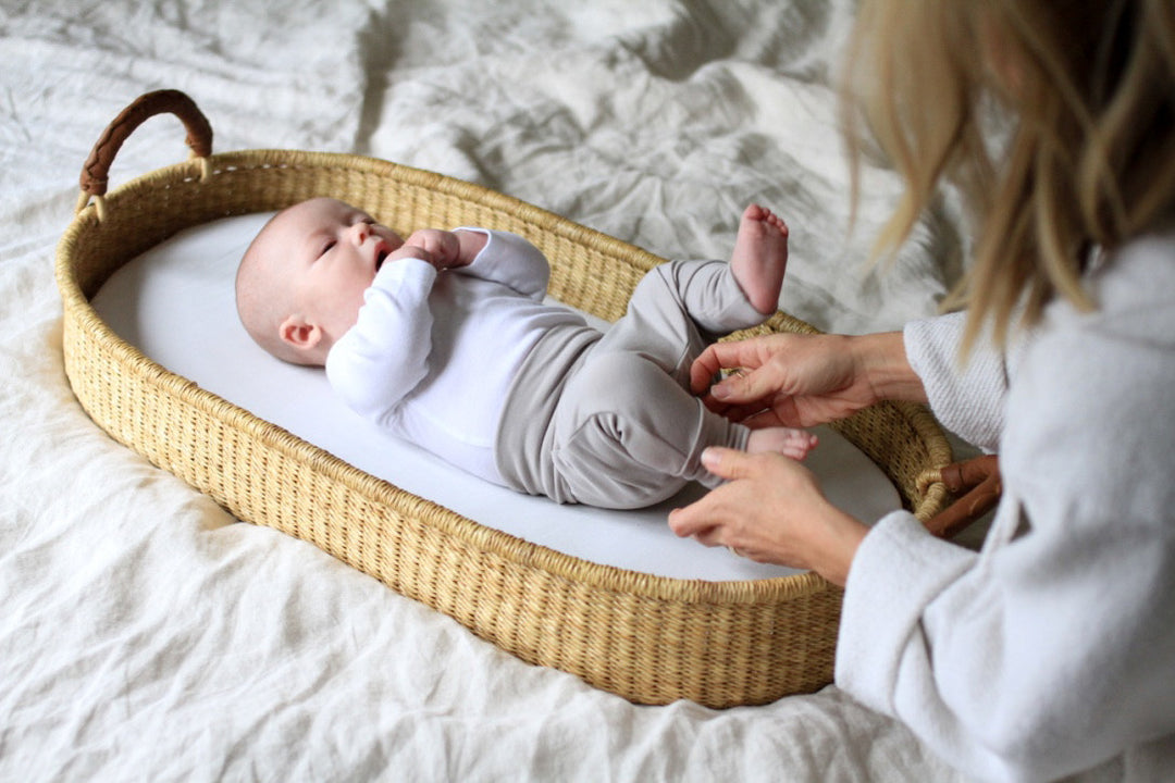 Design Dua Changing Basket & Bedding Set